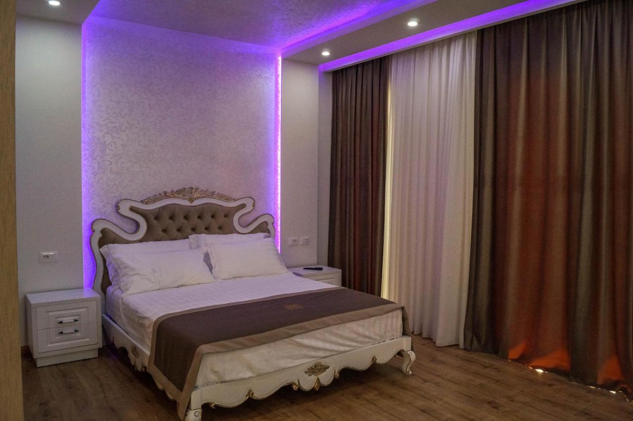 Red Hill Hotel Тирана Экстерьер фото