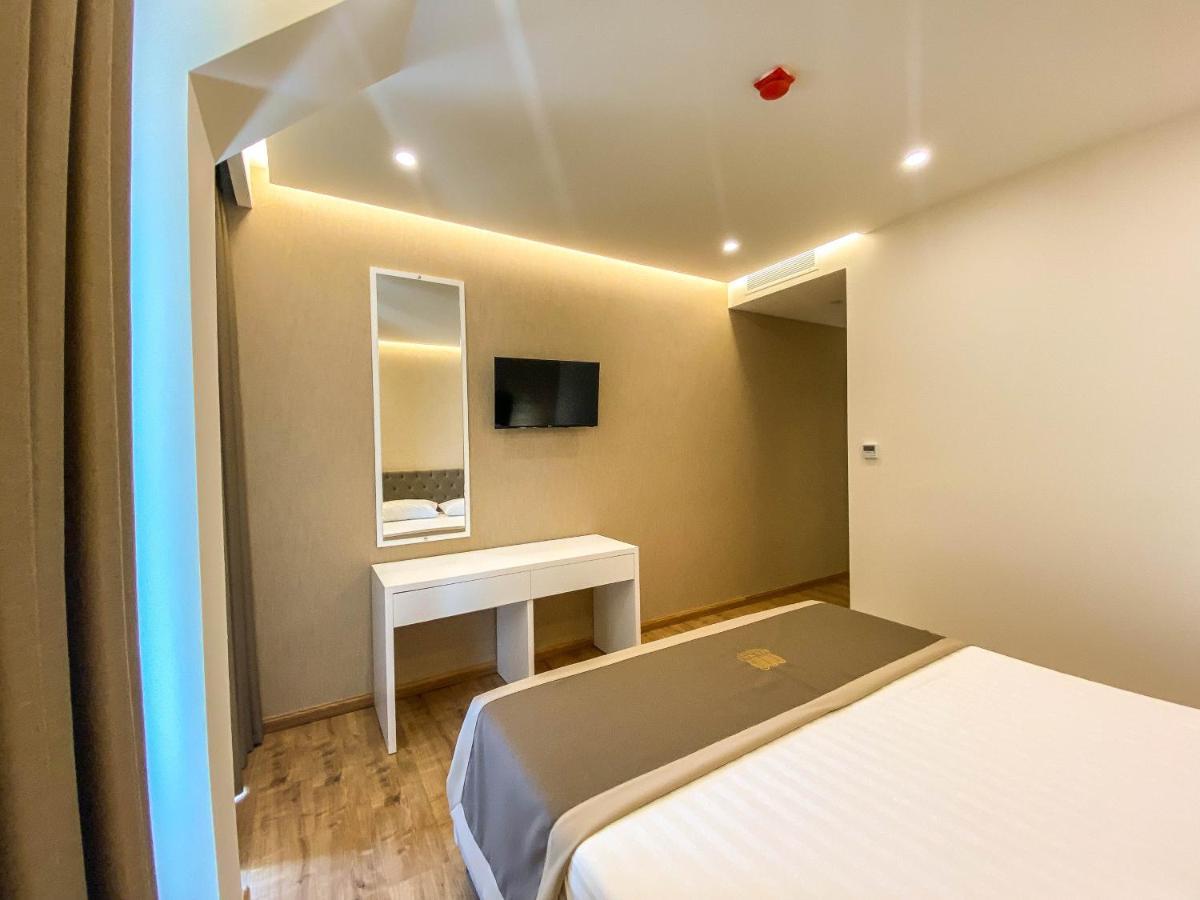 Red Hill Hotel Тирана Экстерьер фото