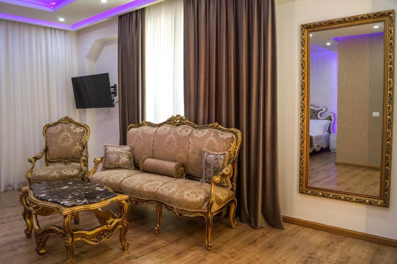 Red Hill Hotel Тирана Экстерьер фото