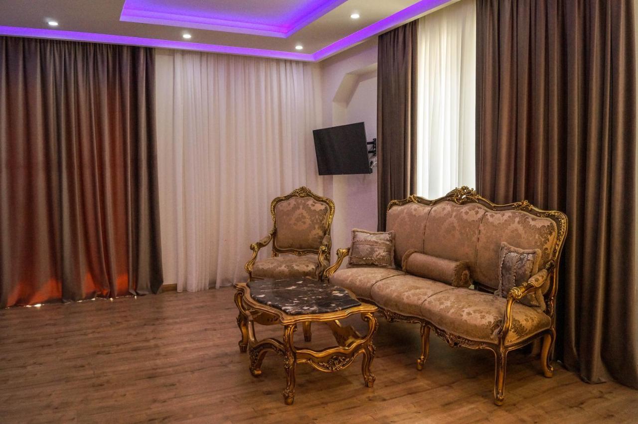 Red Hill Hotel Тирана Экстерьер фото